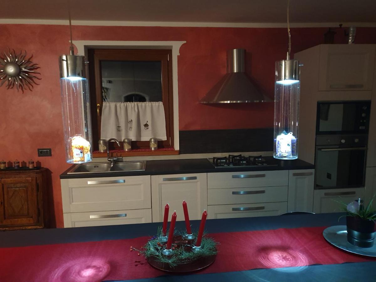 Villa La Tour Nus Zewnętrze zdjęcie