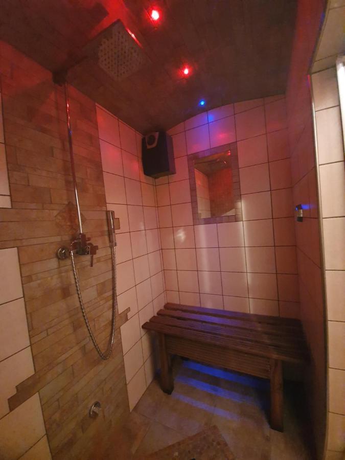 Villa La Tour Nus Zewnętrze zdjęcie