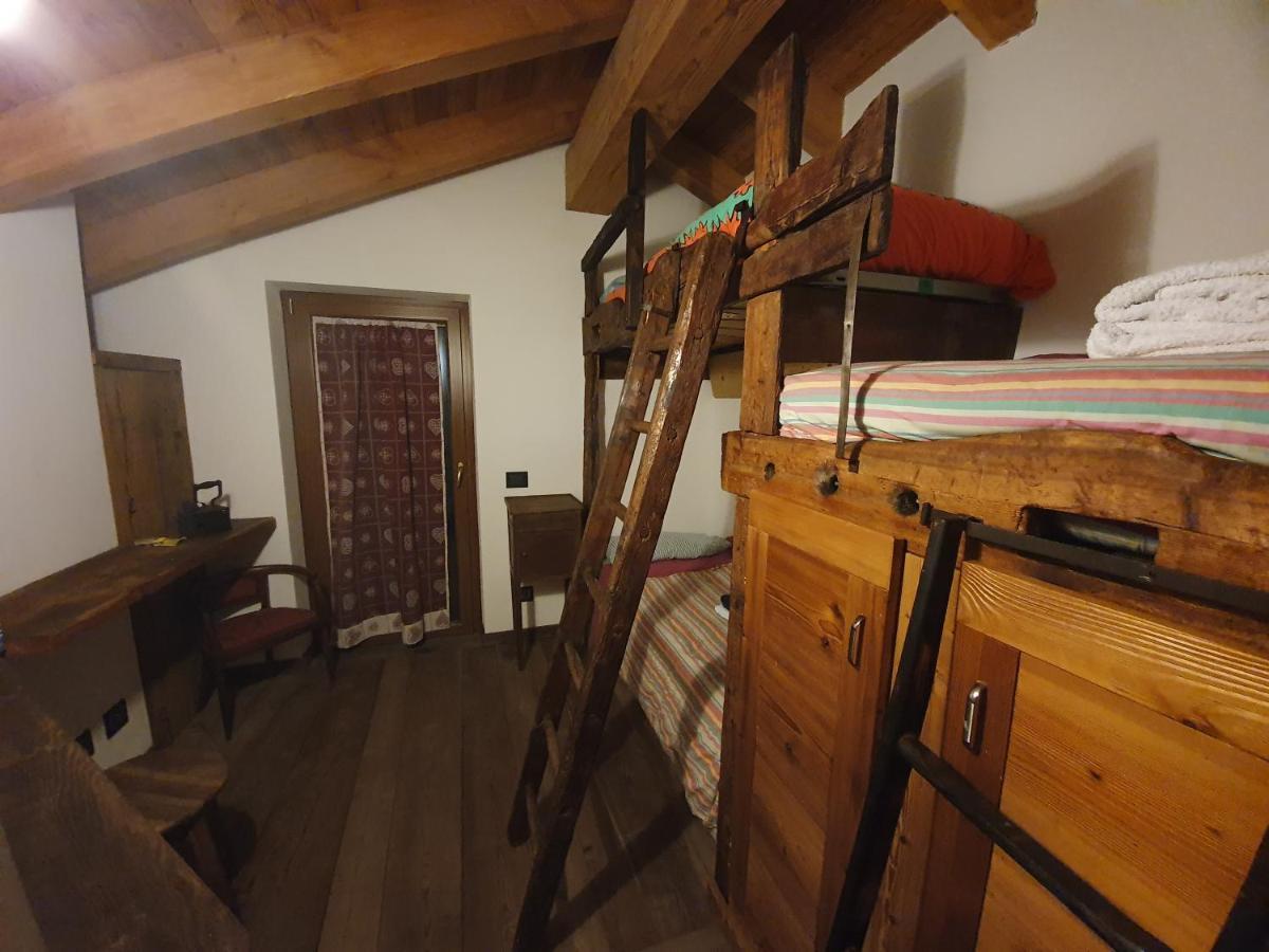 Villa La Tour Nus Zewnętrze zdjęcie
