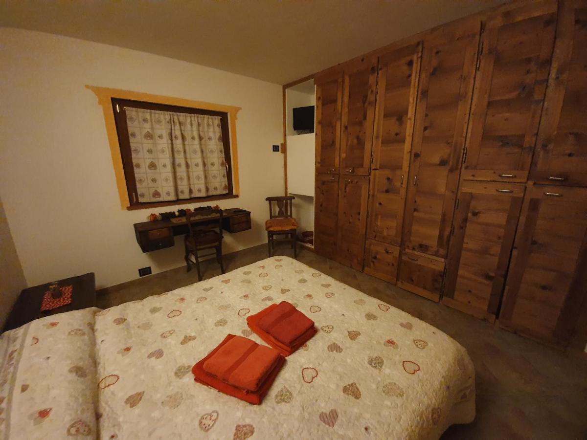 Villa La Tour Nus Zewnętrze zdjęcie