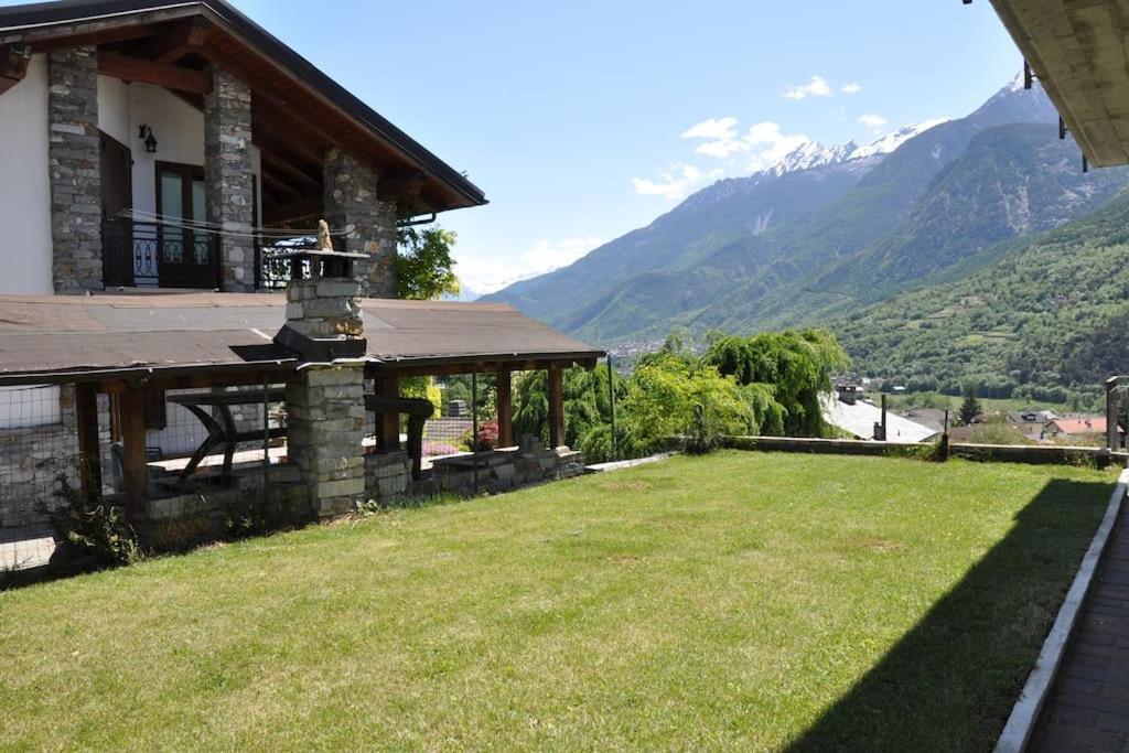Villa La Tour Nus Zewnętrze zdjęcie