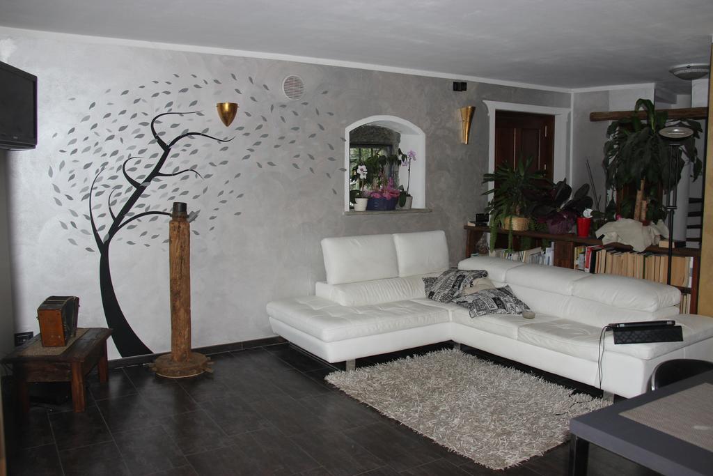 Villa La Tour Nus Zewnętrze zdjęcie